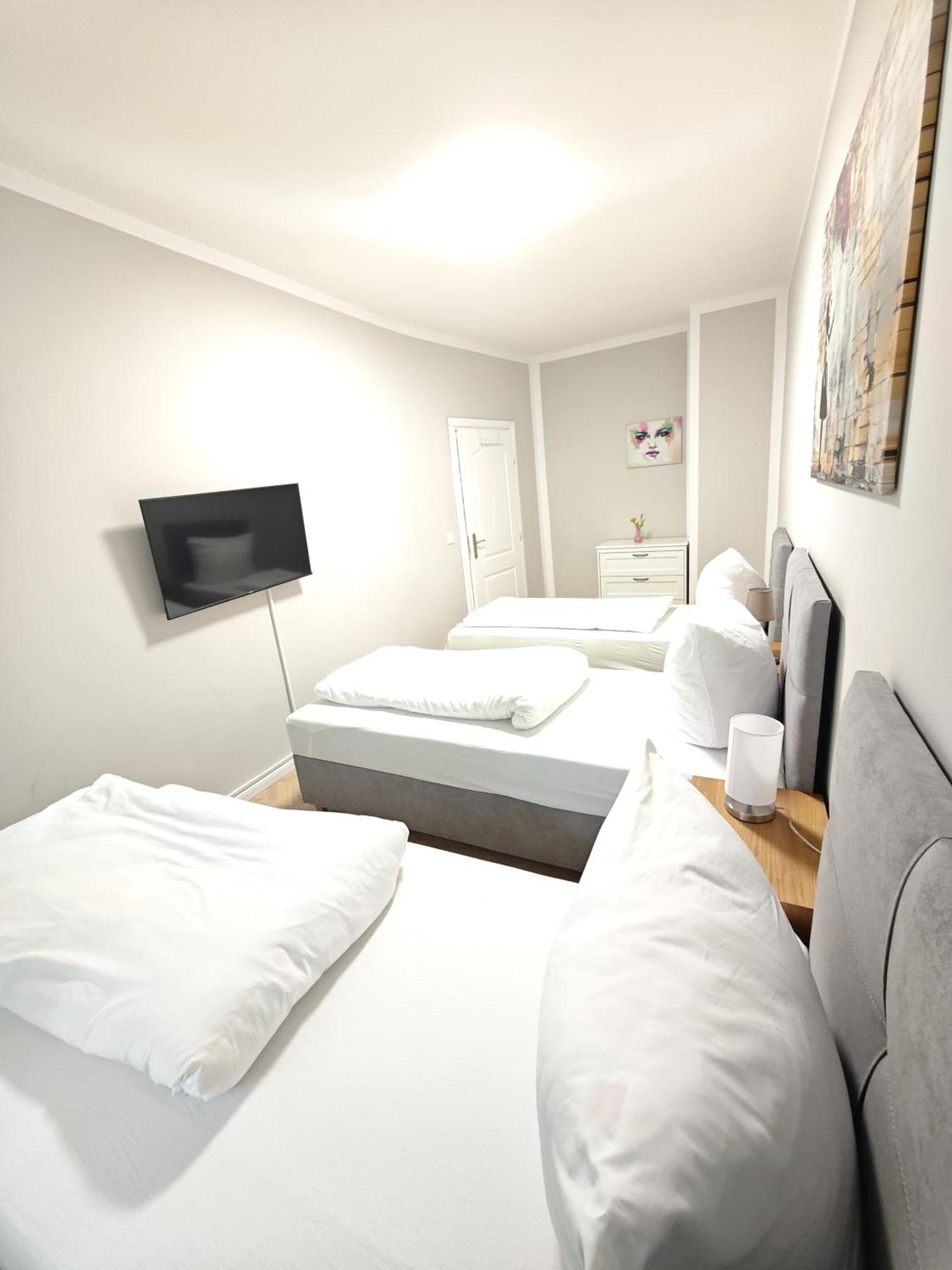 Zollikof Aparts - Sauna & Studioapartments Leipzig Buitenkant foto